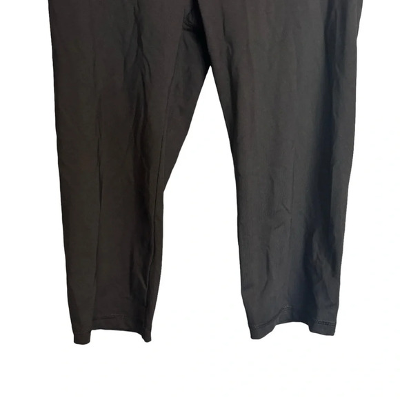 Like New Forever 21 Atheltic Workout  Stretchy Capri Pants Black Pink Band Sz L - Picture 3 of 10